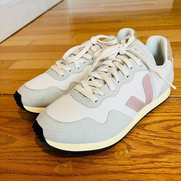 VEJA Women's SDU Low Top Sneakers Size US 8 BRAND NEW - Picture 14 of 16
